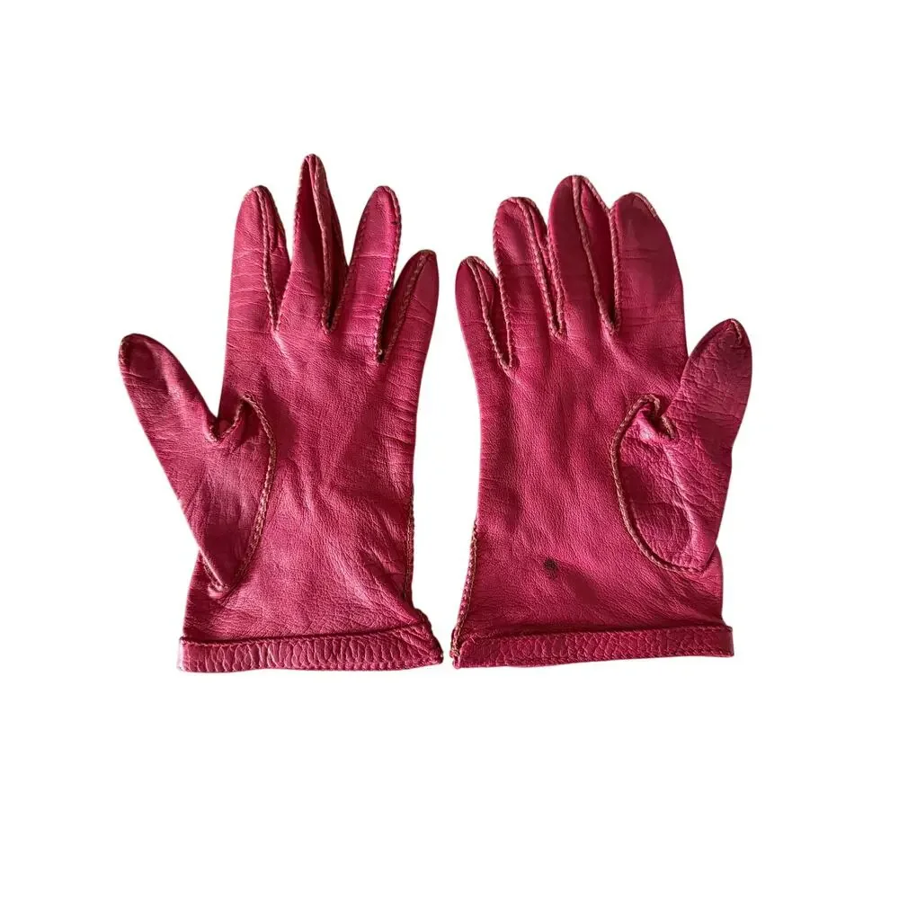 Vintage red leather women’s driving gloves bold classy old money preppy
